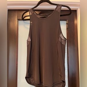 Lululemon Scuplt Tank sz 6